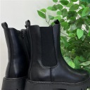 stivale con plateau nero